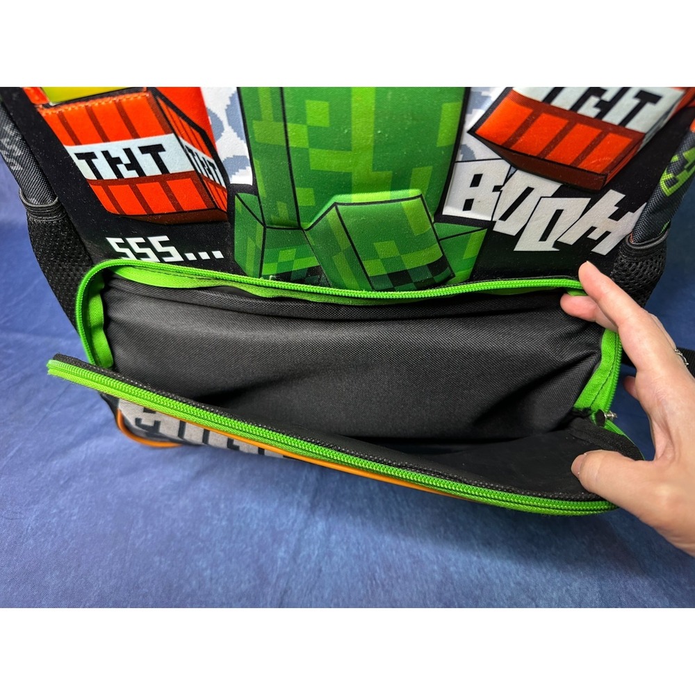 Minecraft Light Up 17" Creeper Backpack Flashing Lights TNT w/ Creeper Lunch Bag - Picture 9 of 17